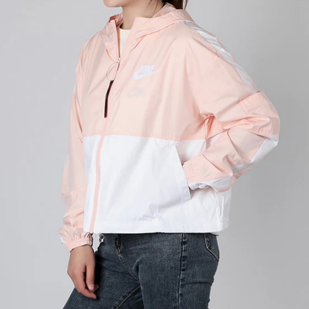 Nike Windbreaker Jacket